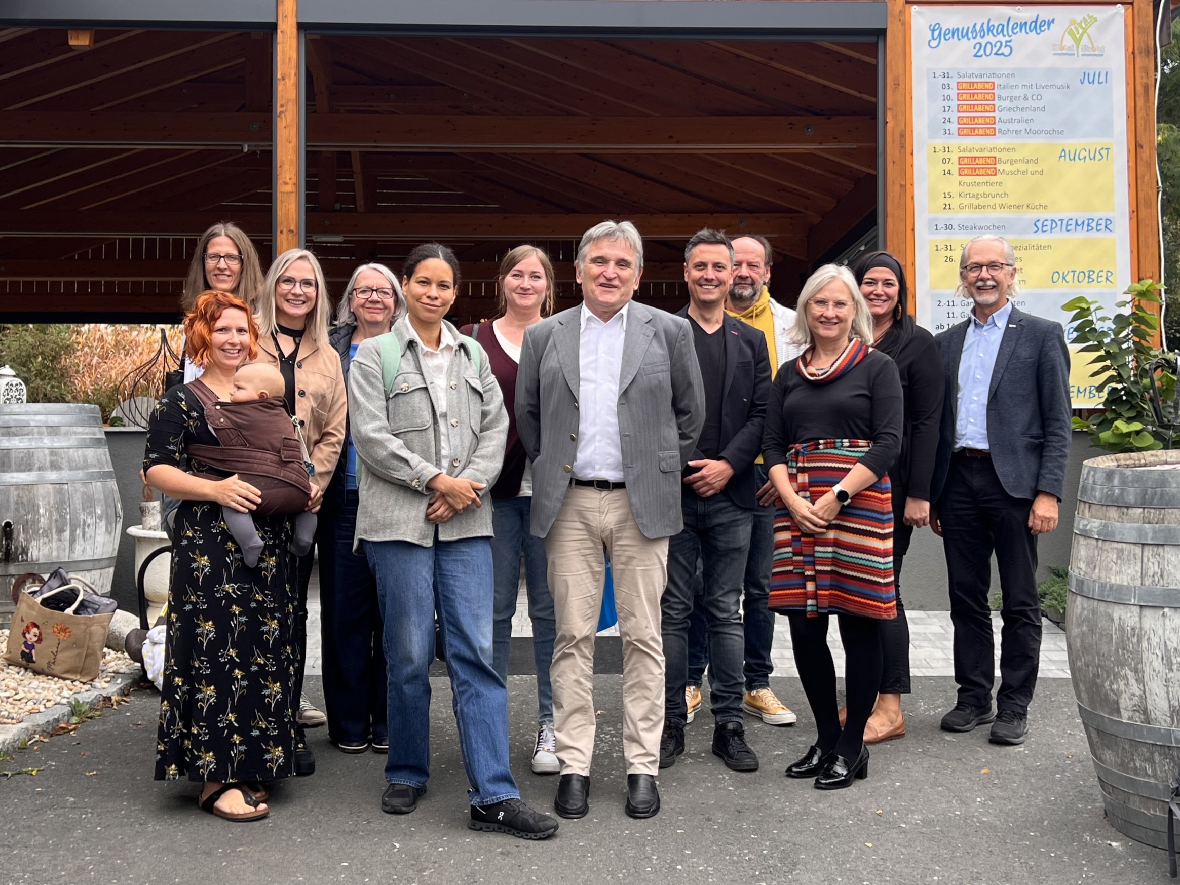 Am 30.9.2025 feiert Walter Paulhart mit Kollegen und Kolleginnen von Rettet das Kind seinen Abschied in die Pension.